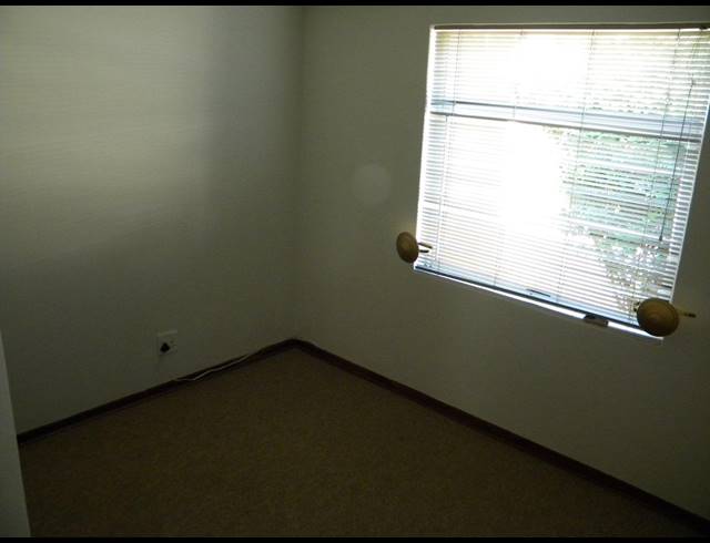 2 BEDROOM TOWNHOUSE SOLD IN ANNLIN